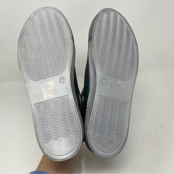 Bueno Rant Leather distressed sneakers in Ash - Picture 5 of 6